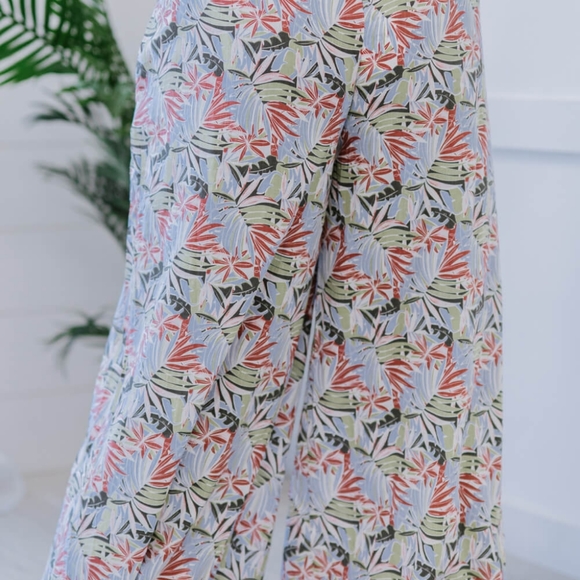 Davi & Dani Island Retreat Full Size Run Palazzo Pants in Pink - Picture 10 of 11